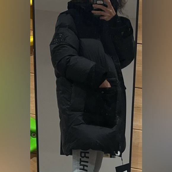 MOOSE KNUCKLES
Murdock Down Puffer Jacket Light Weight - Picture 9 of 11